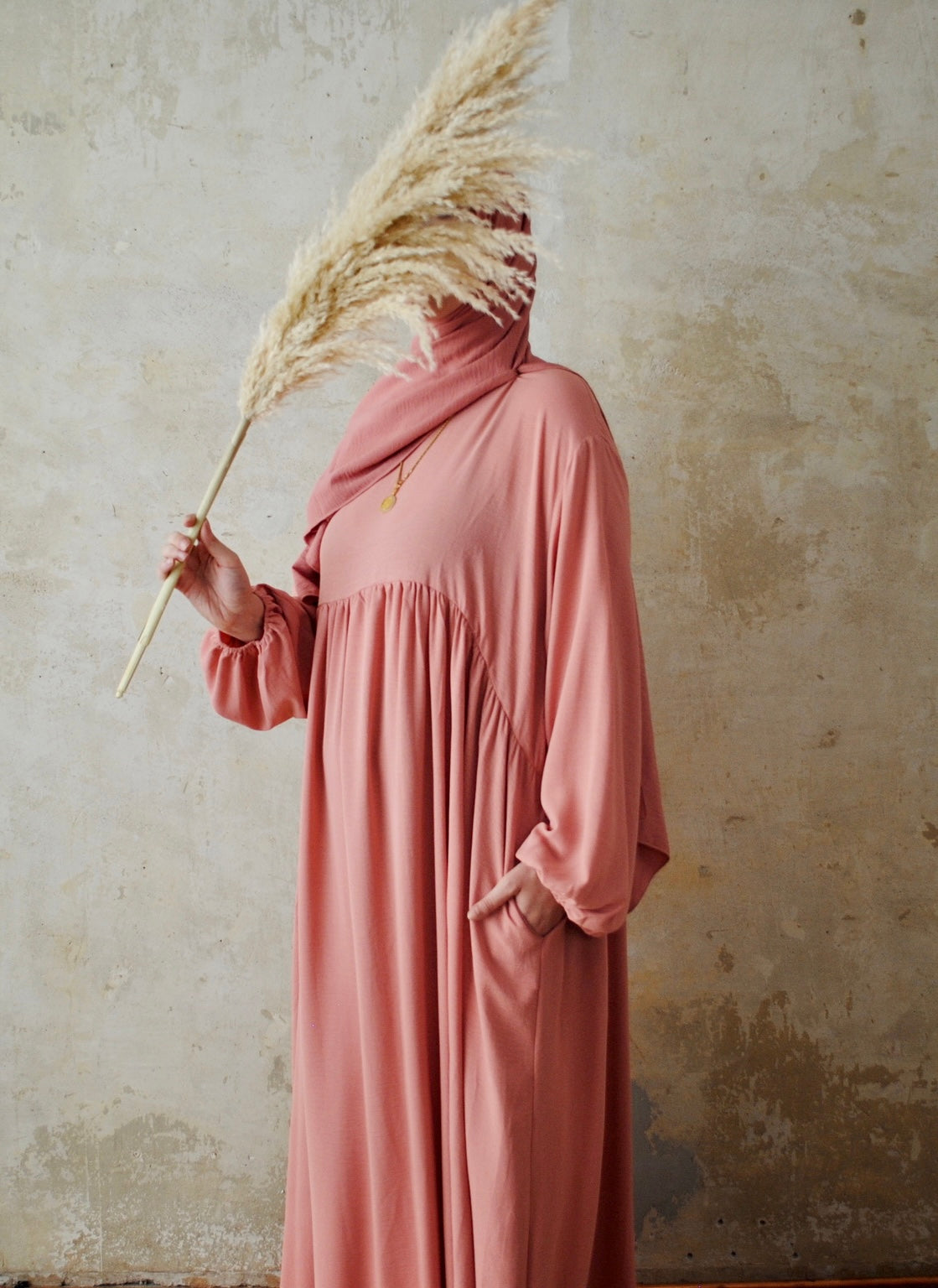 Abaya İREM